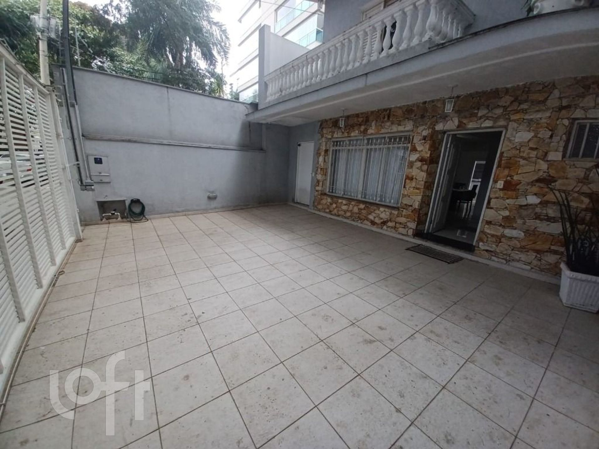 Casa à venda com 3 quartos, 220m² - Foto 3