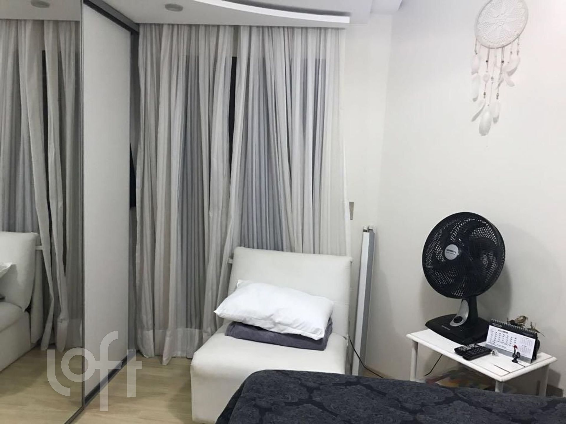 Apartamento à venda com 3 quartos, 165m² - Foto 2