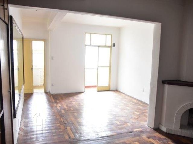 Apartamento com 108m², 3 dormitórios, 1 suíte, Bom Fim em Porto Alegre