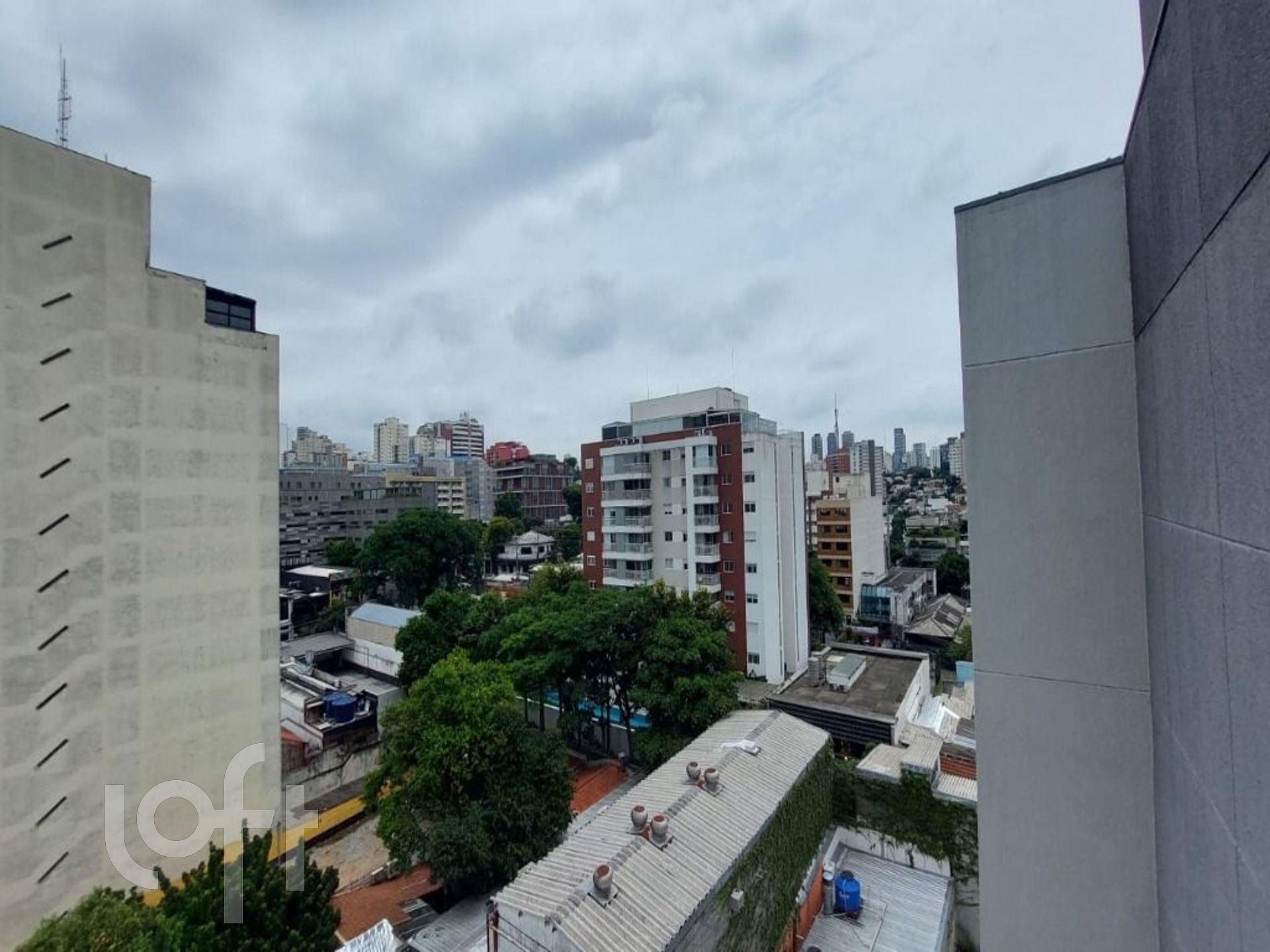 Apartamento à venda com 1 quarto, 30m² - Foto 17