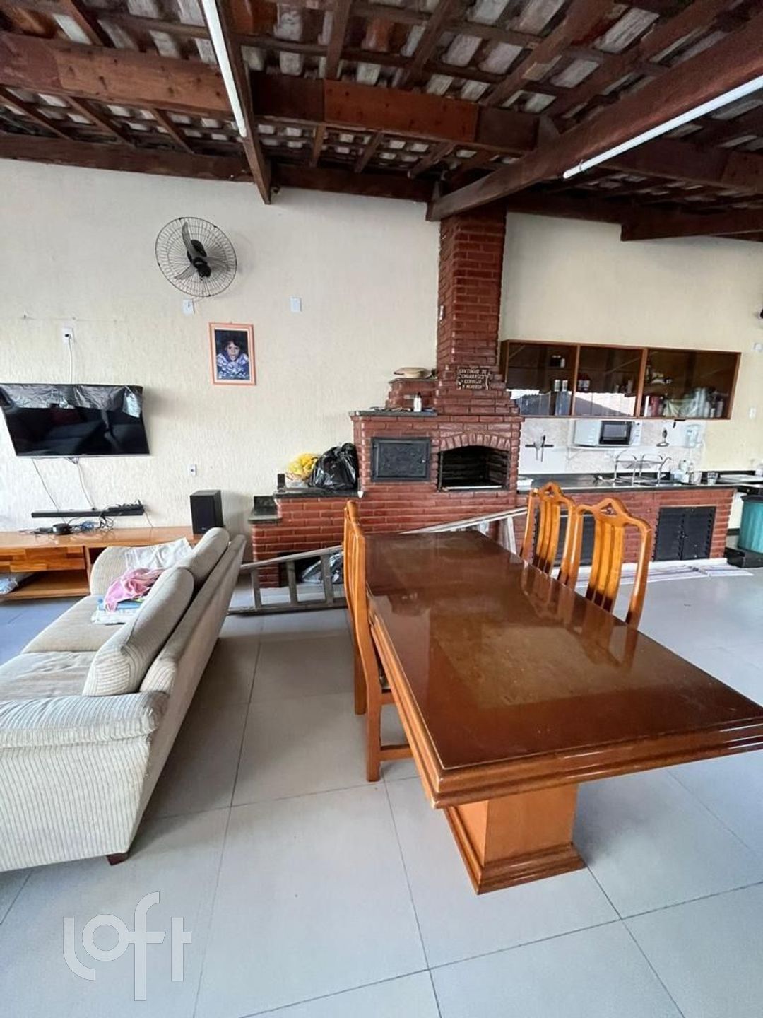 Casa à venda com 4 quartos, 400m² - Foto 2