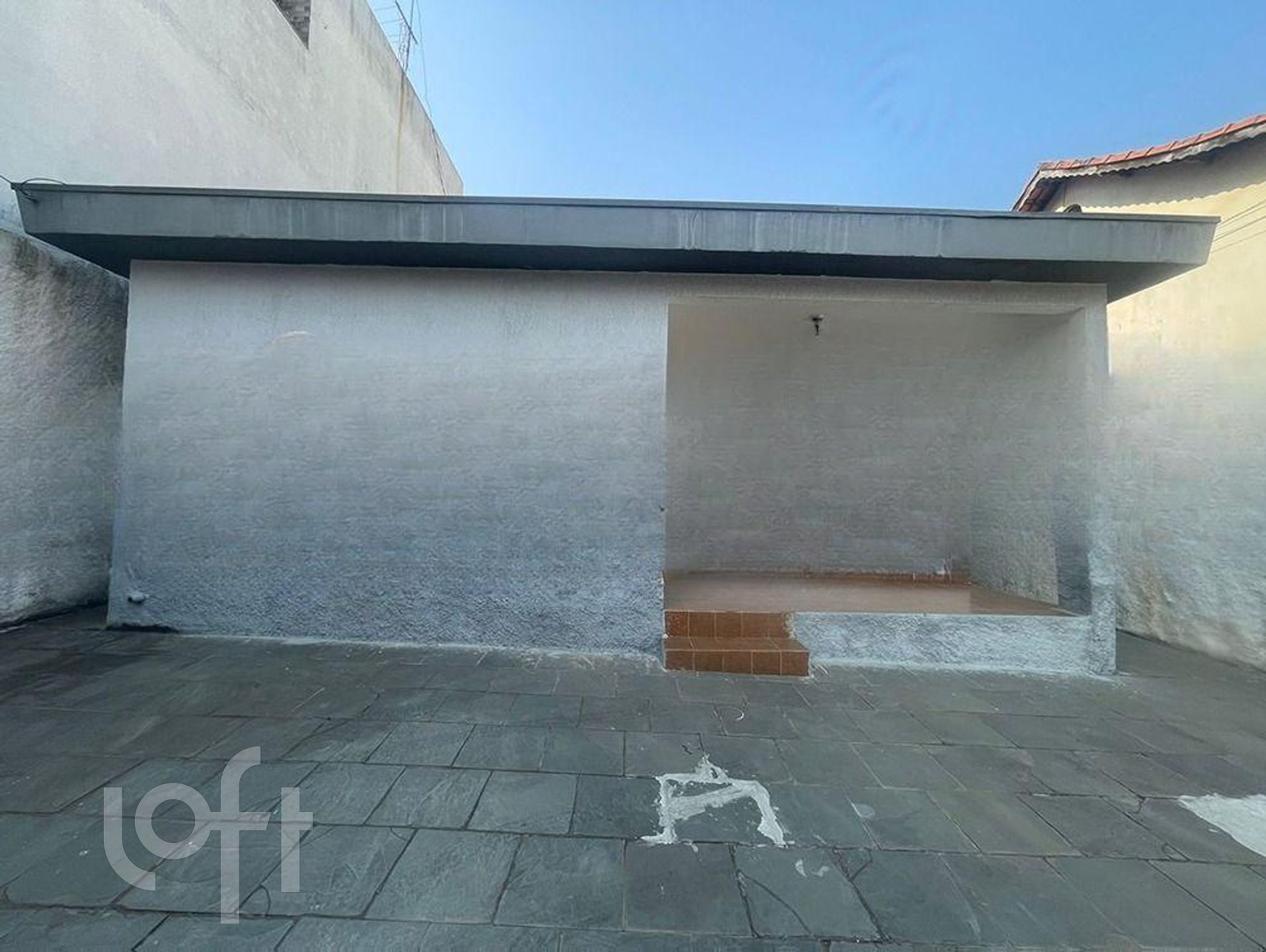 Casa à venda com 2 quartos, 250m² - Foto 2