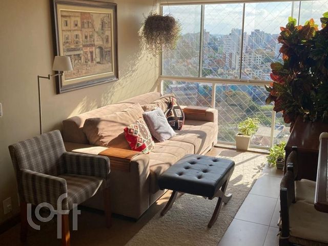 Apartamento com 65m², 2 dormitórios, 2 vagas, Petrópolis em Porto Alegre