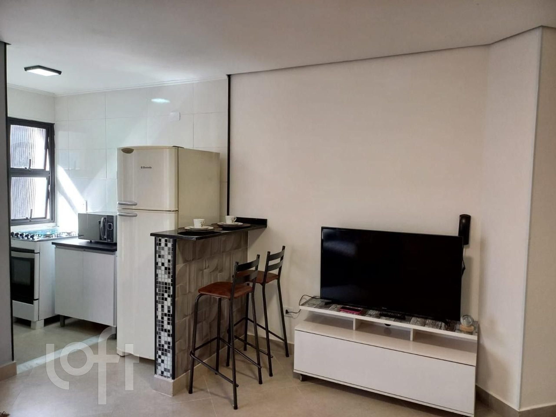 Apartamento à venda com 1 quarto, 34m² - Foto 8