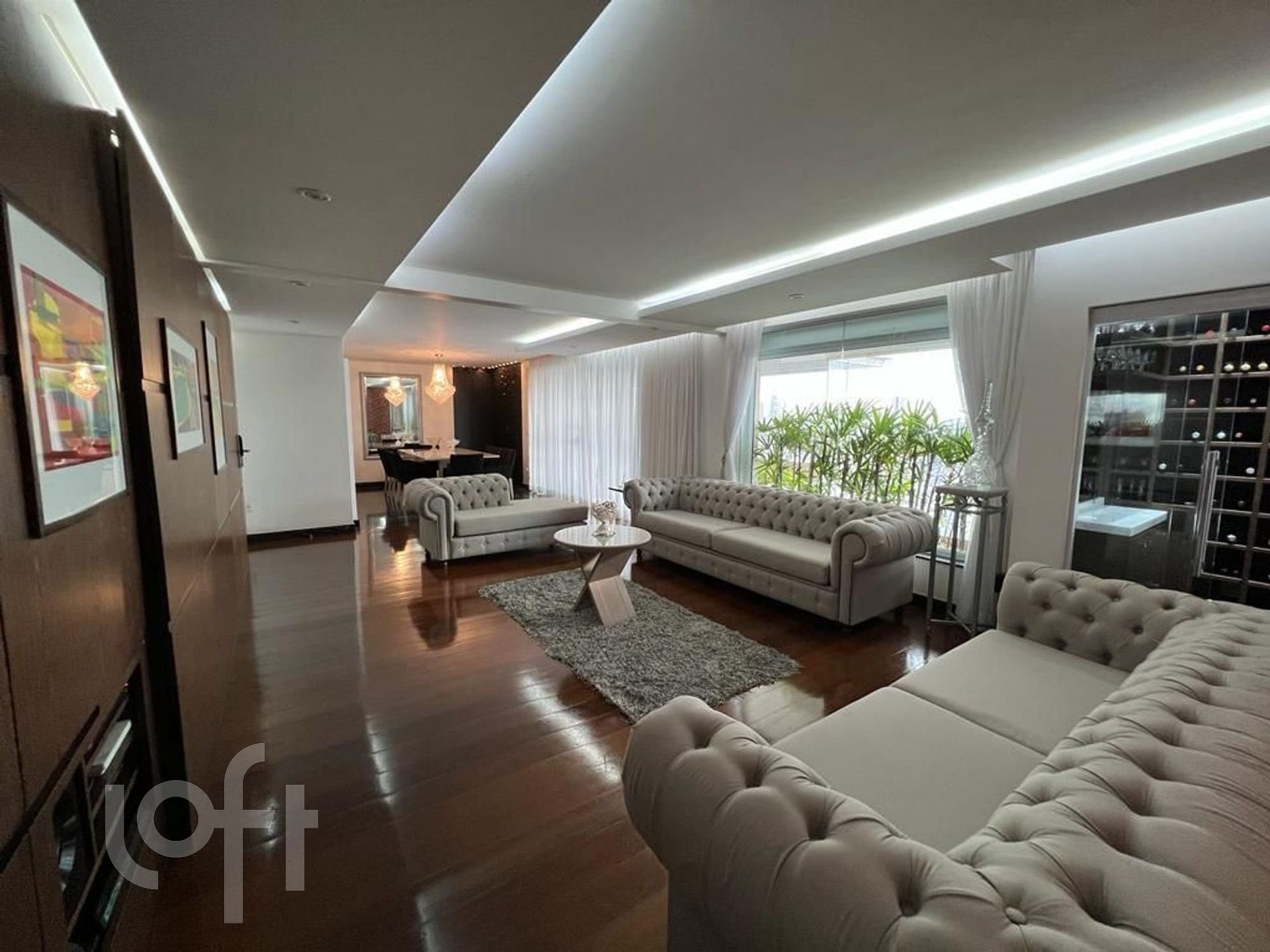 Apartamento à venda em Jardim com 227 m², 3 quartos, 3 suítes, 4 vagas