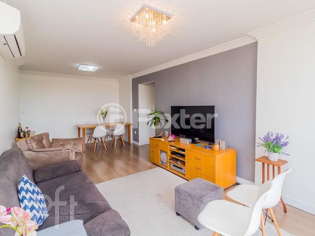 Apartamento com 78m², 2 dormitórios, 1 suíte, 2 vagas, Cristo Redentor em Porto Alegre