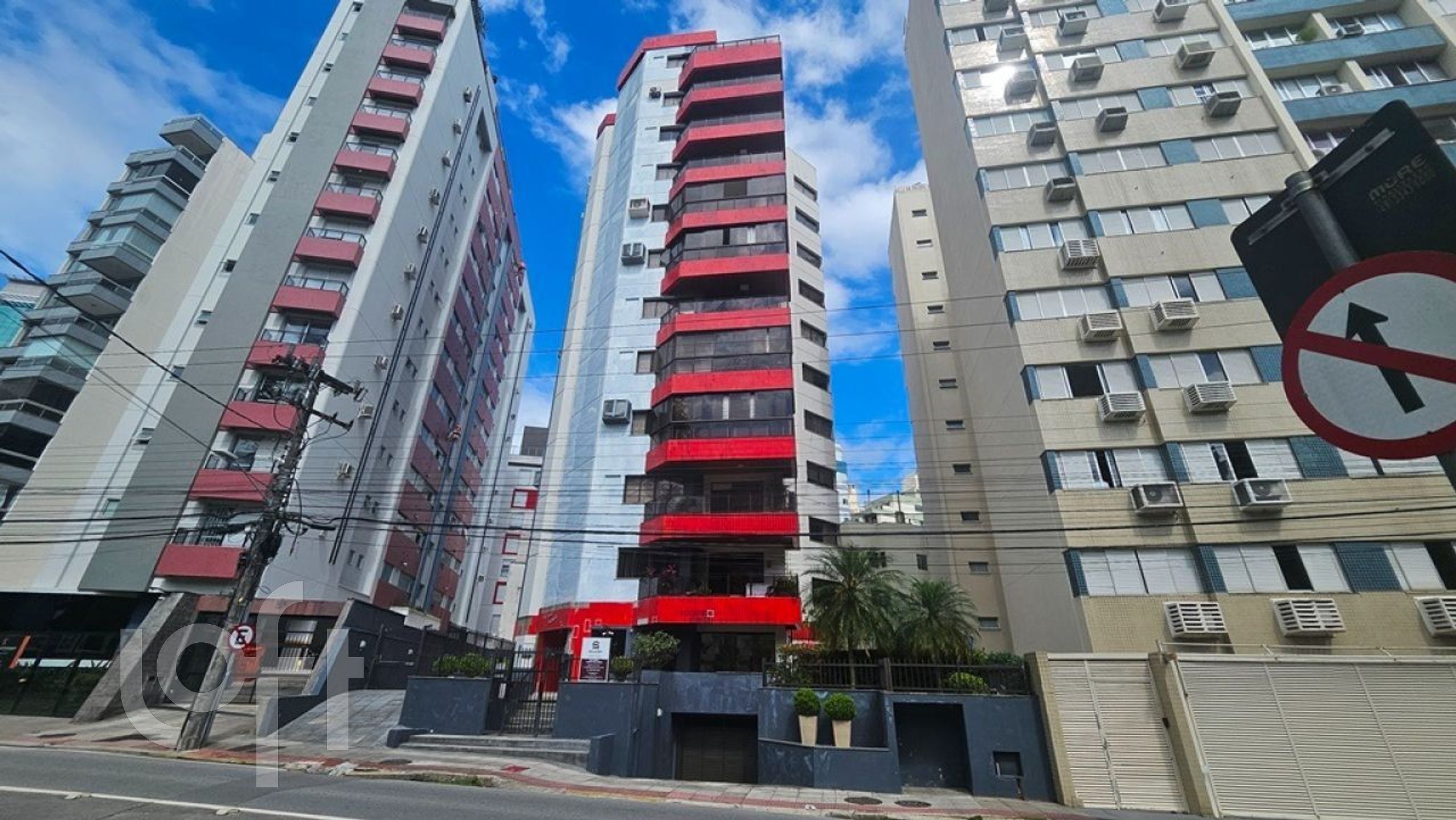 Apartamento à venda em Centro com 246 m², 4 quartos, 2 suítes, 2 vagas
