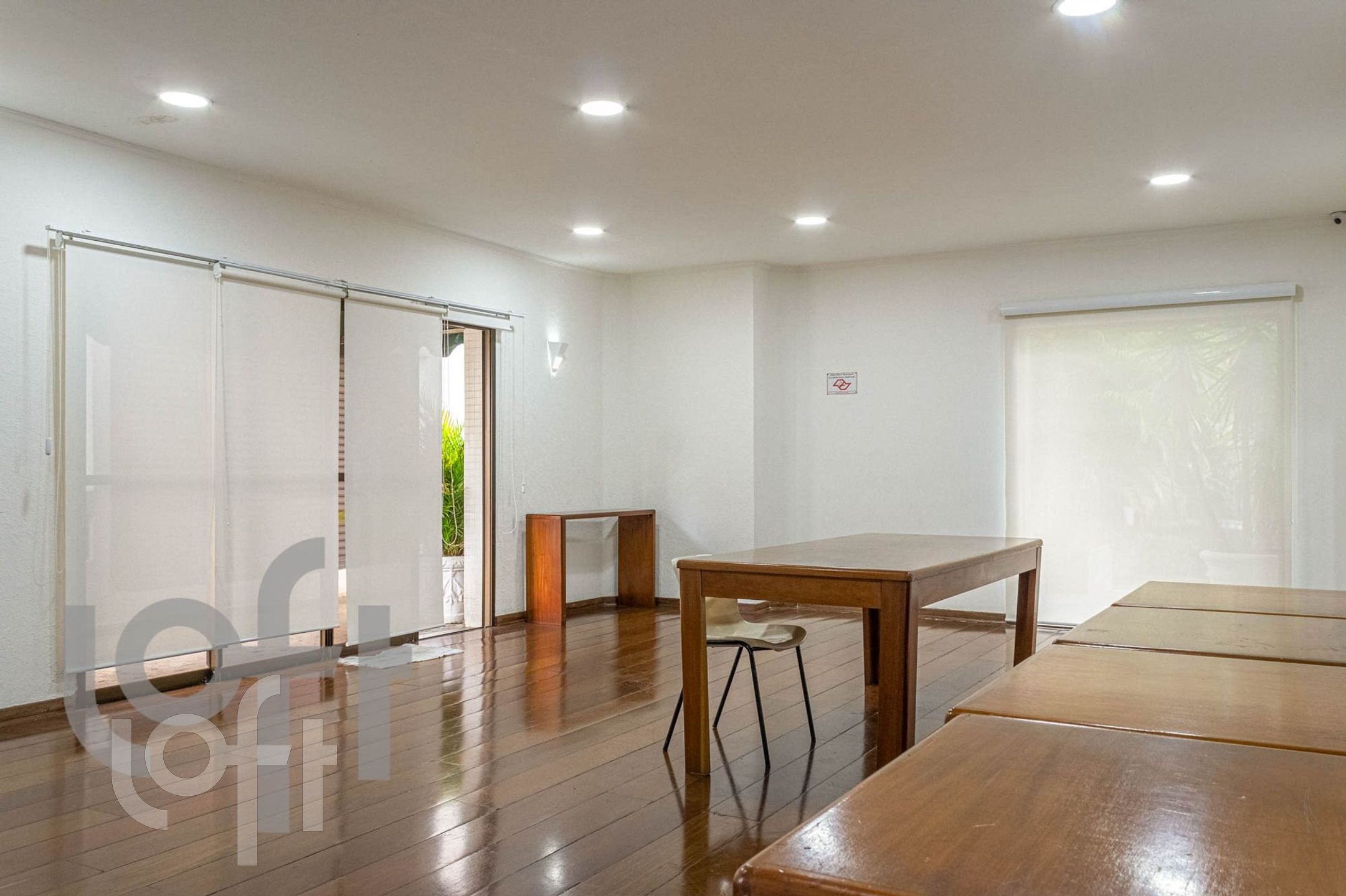 Apartamento à venda com 4 quartos, 200m² - Foto 19