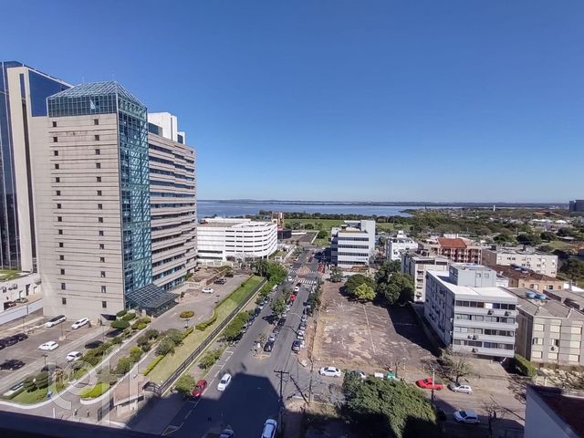 Apartamento com 35m², 1 dormitório, Praia de Belas em Porto Alegre