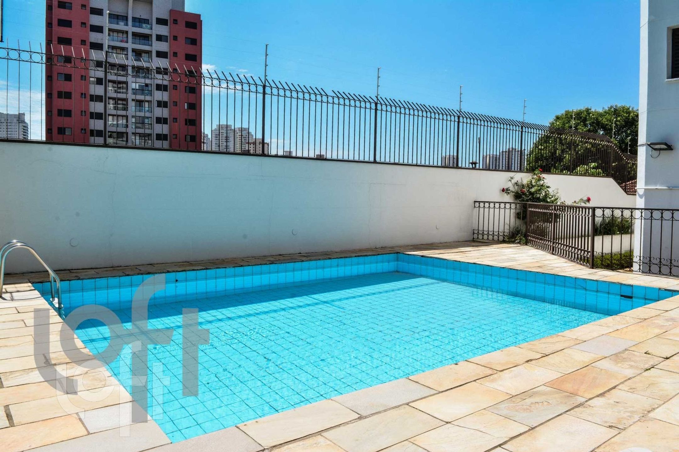 Apartamento à venda com 3 quartos, 156m² - Foto 8