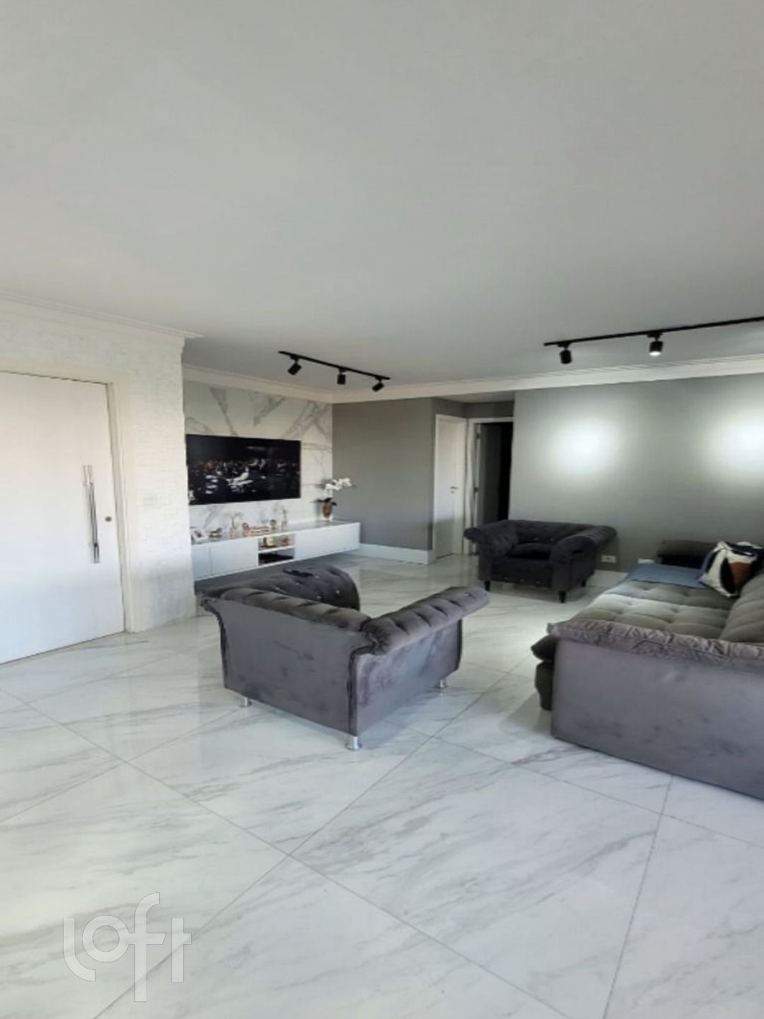 Apartamento à venda com 3 quartos, 163m² - Foto 3