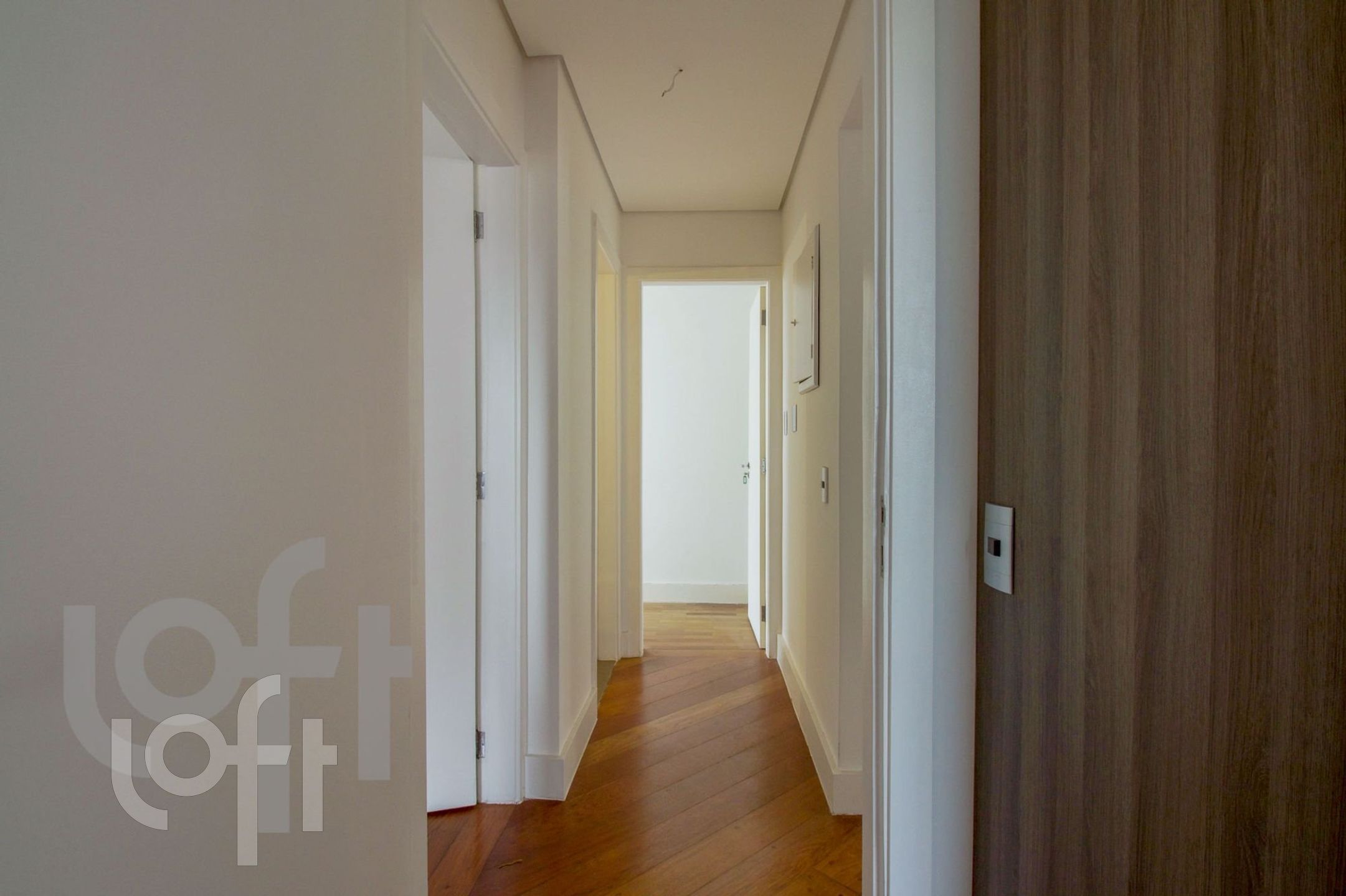 Apartamento à venda com 4 quartos, 297m² - Foto 18