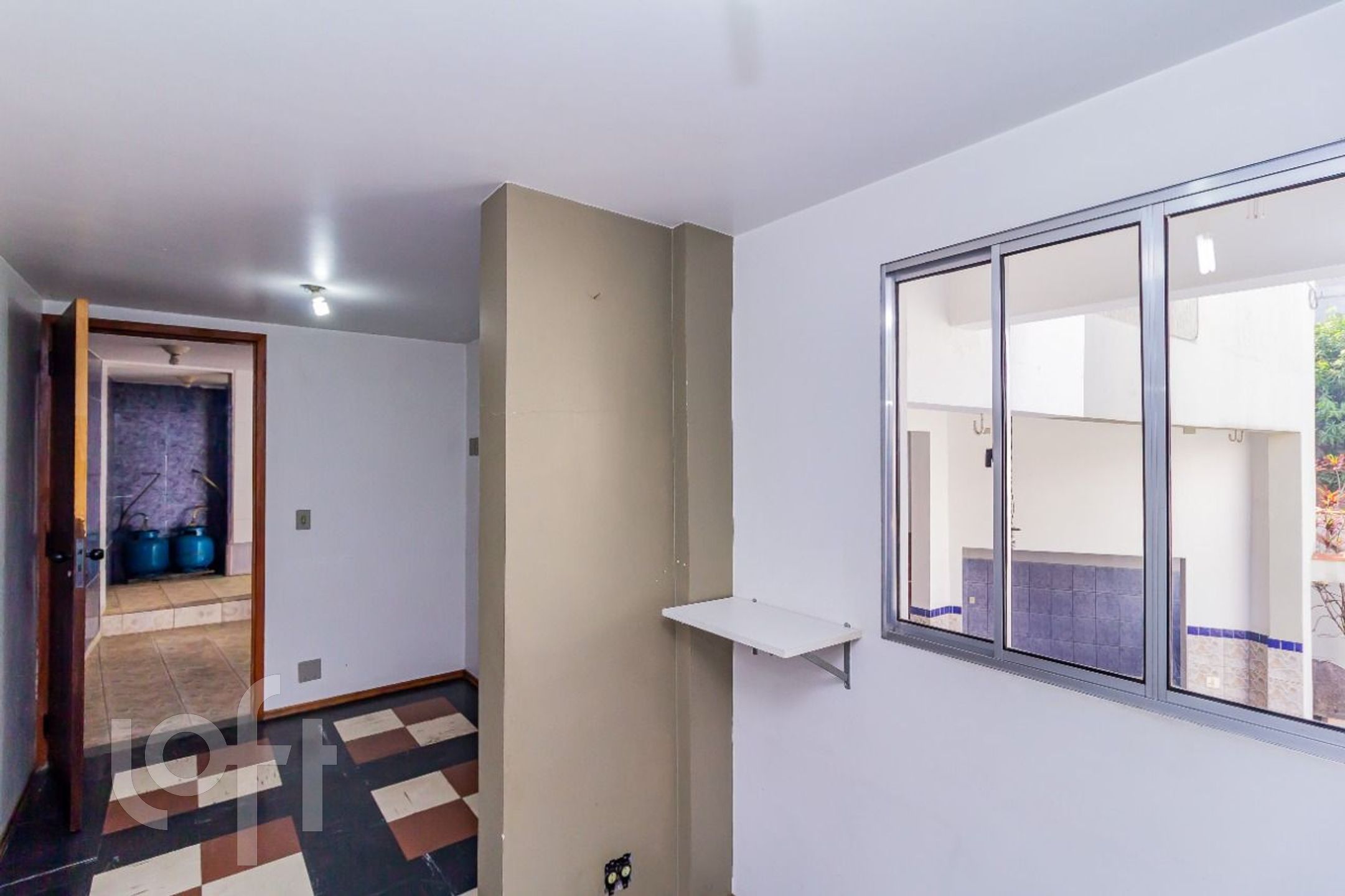 Casa à venda com 3 quartos, 330m² - Foto 42