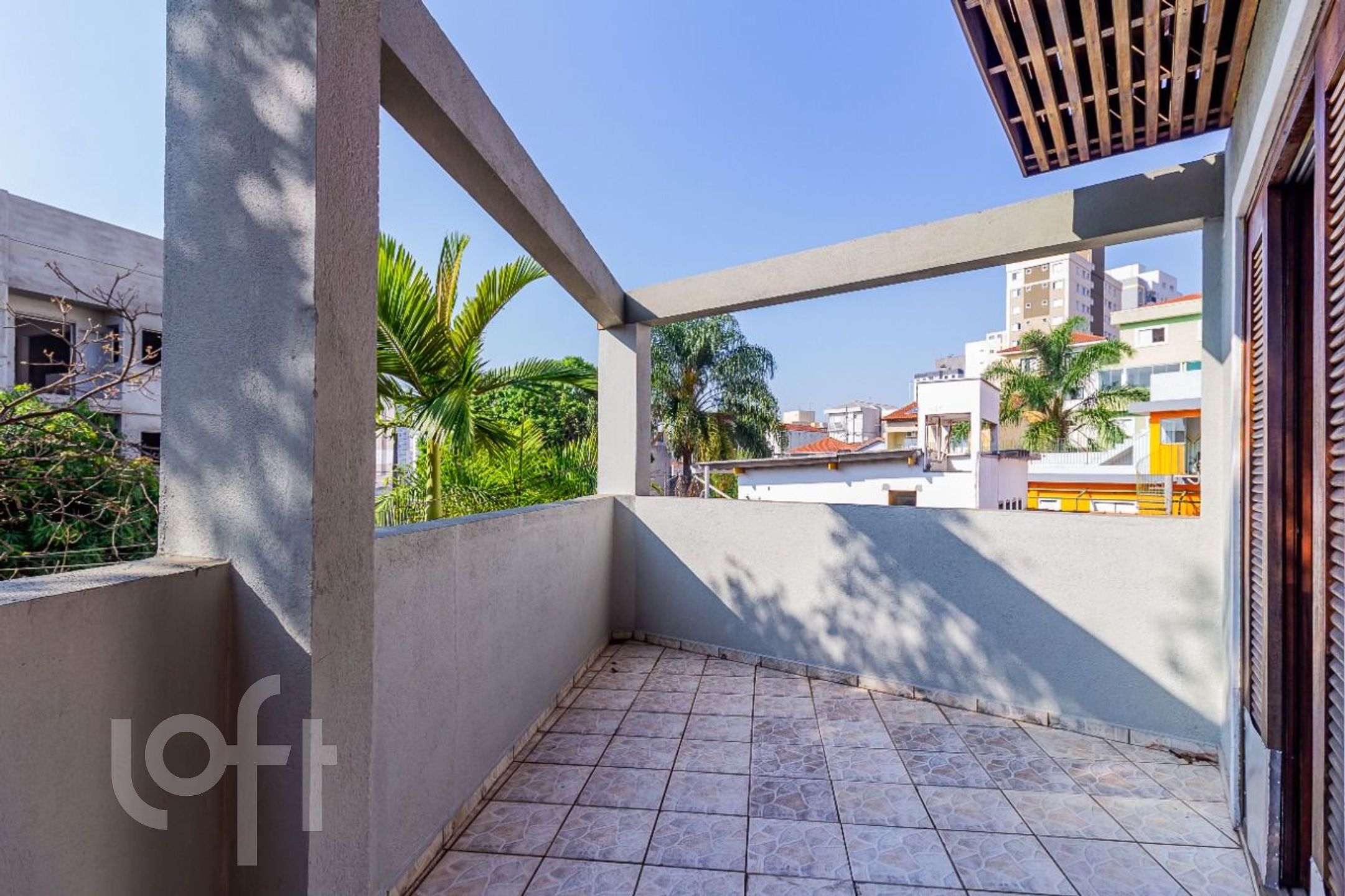 Casa à venda com 3 quartos, 330m² - Foto 8