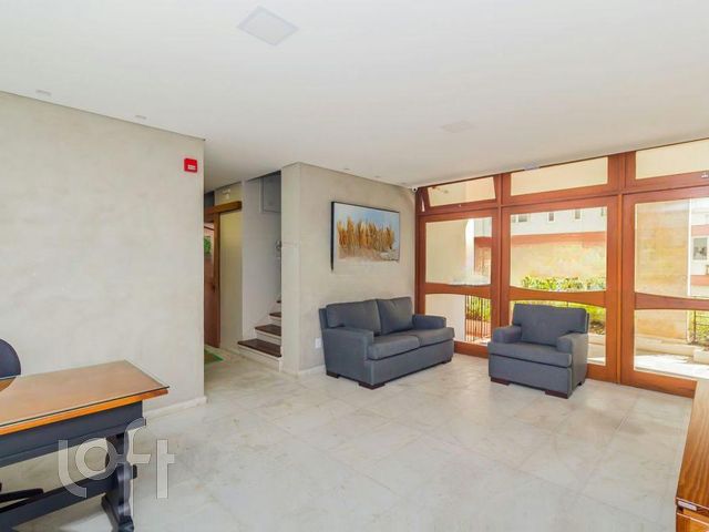 Apartamento com 110m², 3 dormitórios, 2 suítes, 1 vaga, Rio Branco em Porto Alegre