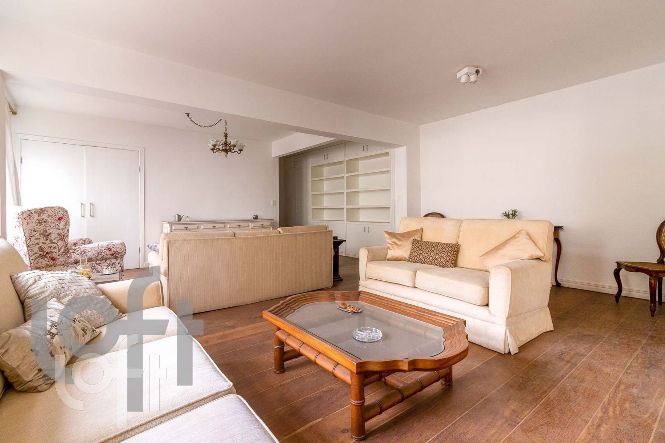 Apartamento à venda com 2 quartos, 138m² - Foto 31