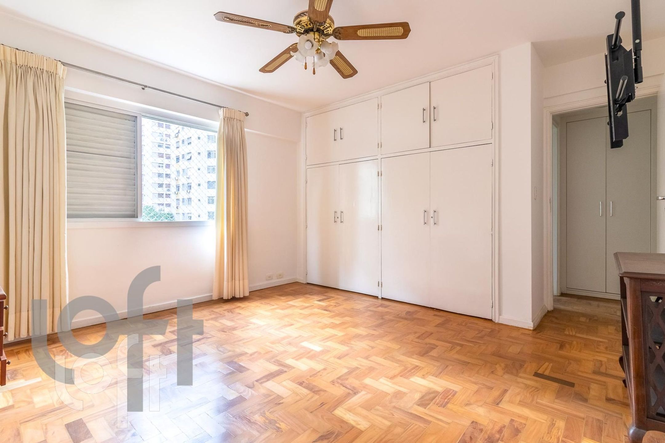 Apartamento à venda com 2 quartos, 138m² - Foto 6