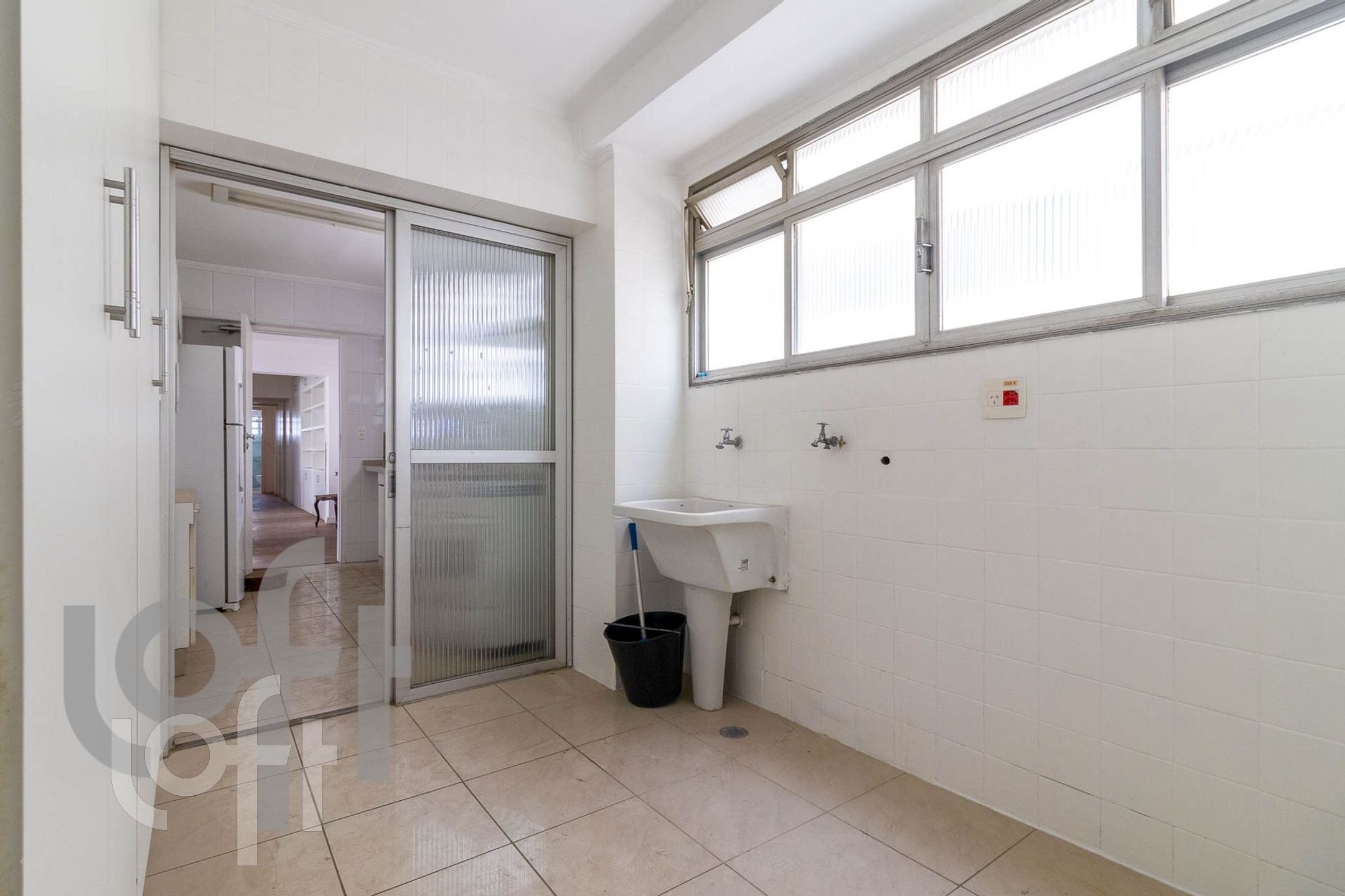 Apartamento à venda com 2 quartos, 138m² - Foto 33