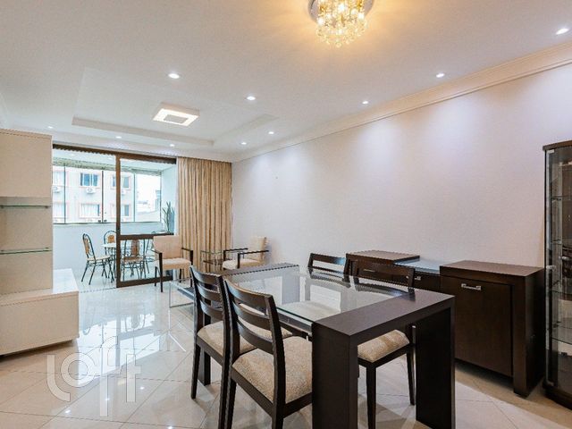 Apartamento com 79m², 2 dormitórios, 1 suíte, 1 vaga, Menino Deus em Porto Alegre