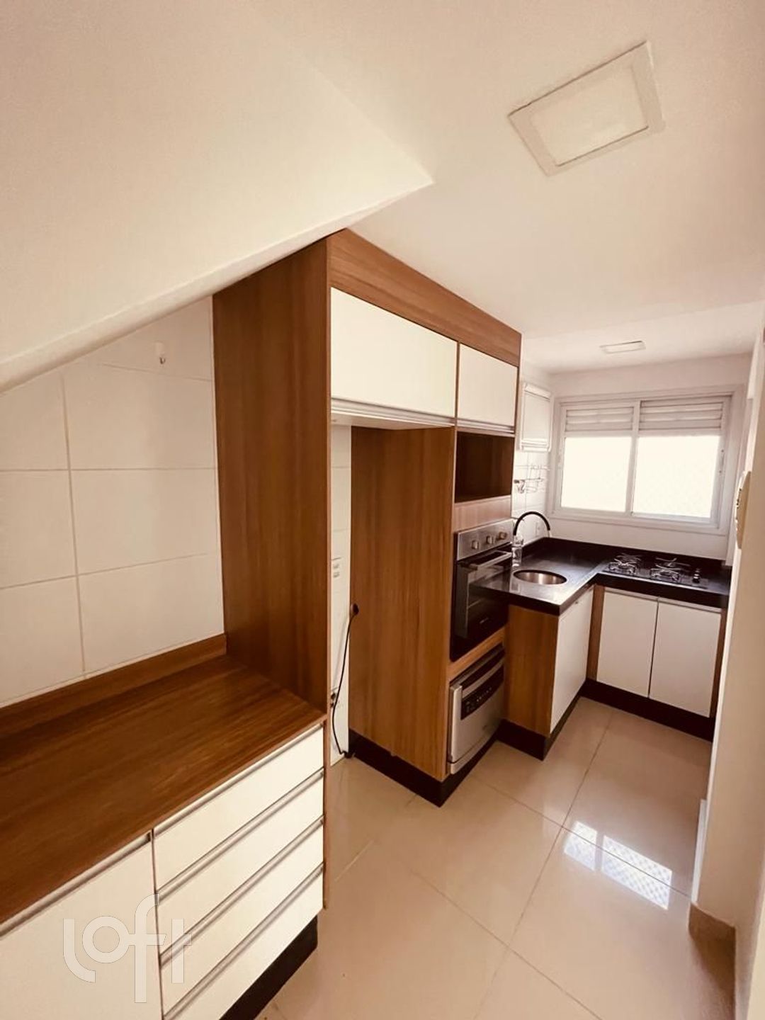 Apartamento à venda com 2 quartos, 94m² - Foto 4