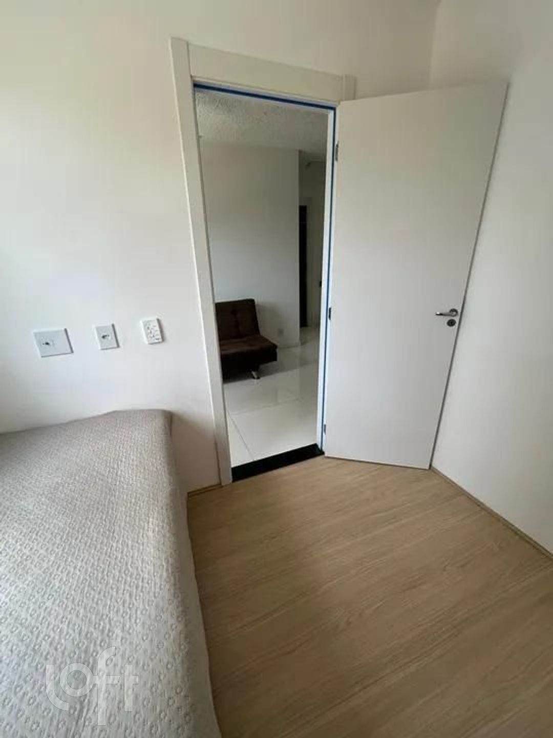 Apartamento à venda com 2 quartos, 34m² - Foto 3