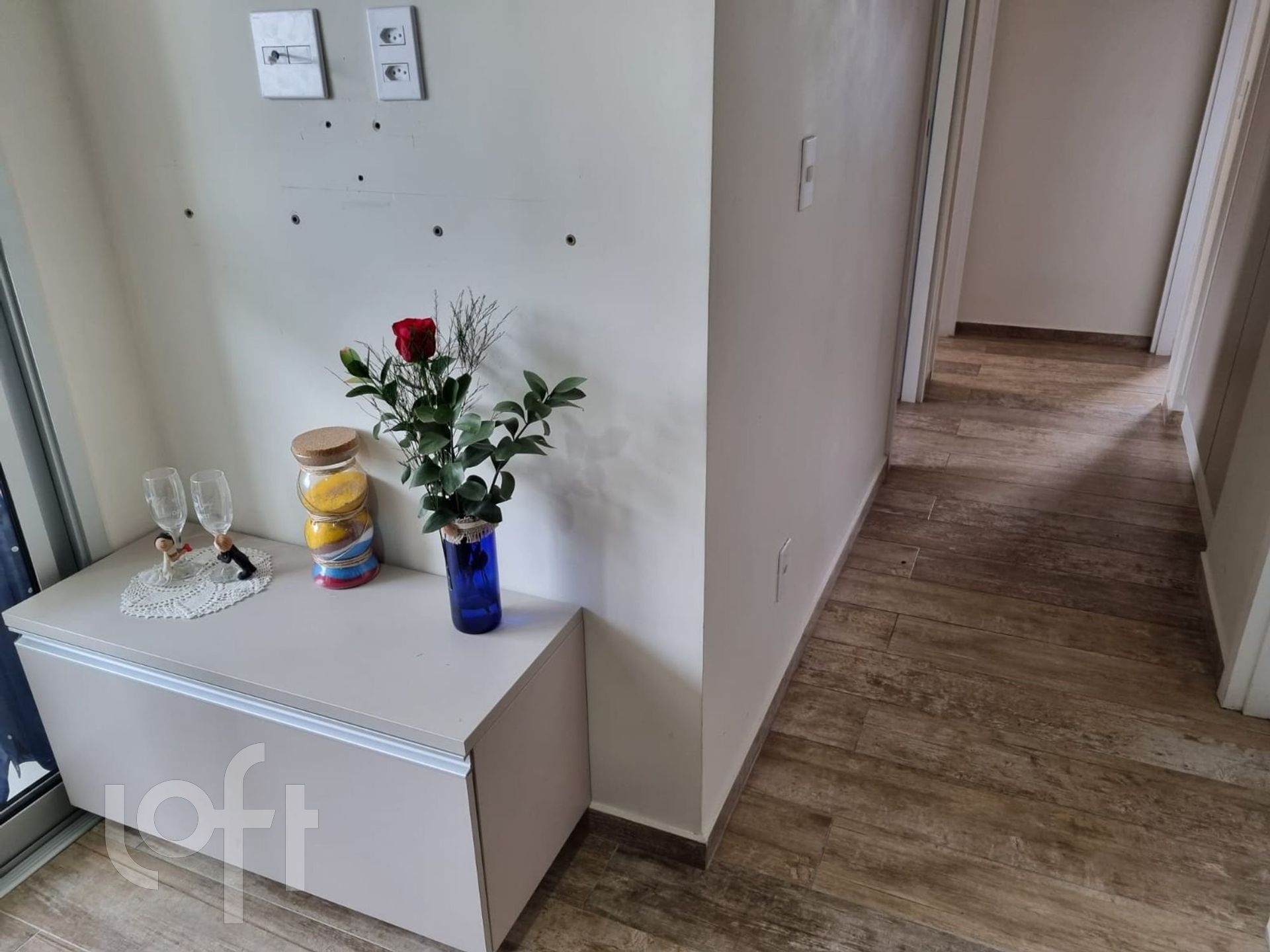 Apartamento à venda com 3 quartos, 75m² - Foto 1