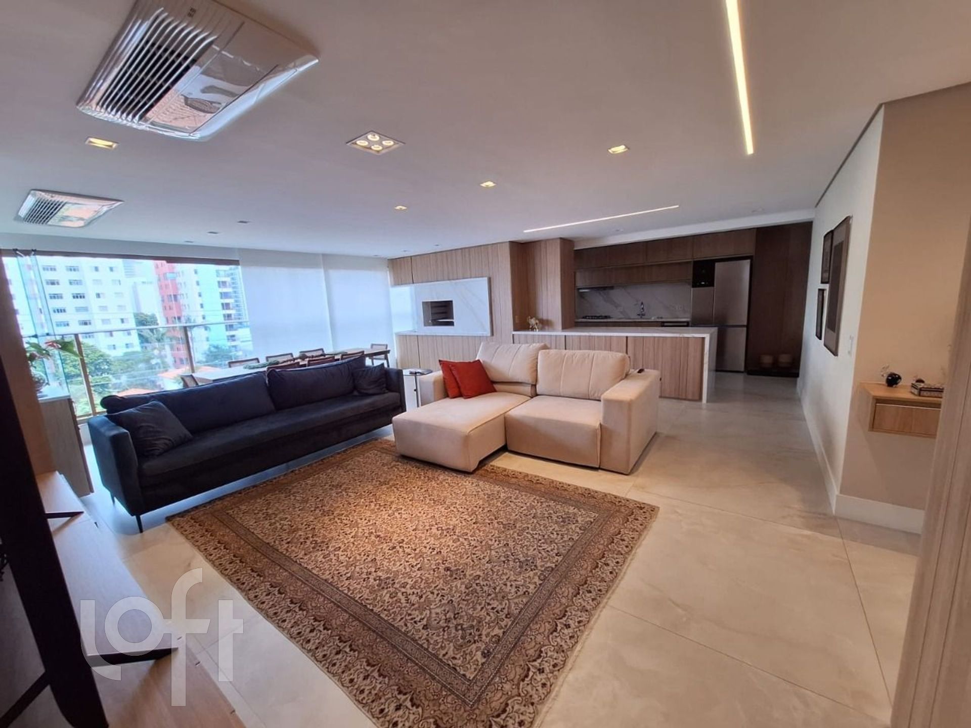 Apartamento à venda em Campo Belo com 110 m², 1 quarto, 1 suíte, 2 vagas