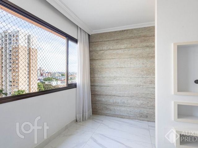 Apartamento com 85m², 3 dormitórios, 1 suíte, 1 vaga, Vila Ipiranga em Porto Alegre
