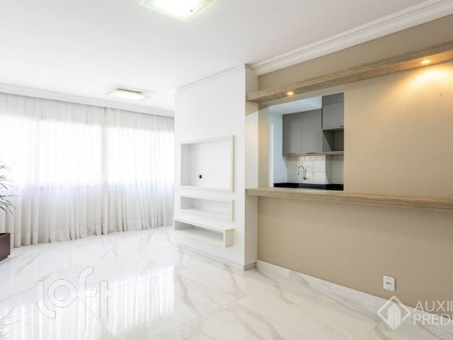 Apartamento com 85m², 3 dormitórios, 1 suíte, 1 vaga, Vila Ipiranga em Porto Alegre