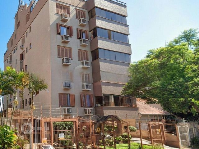 Apartamento com 124m², 3 dormitórios, 1 suíte, 2 vagas, Cristo Redentor em Porto Alegre