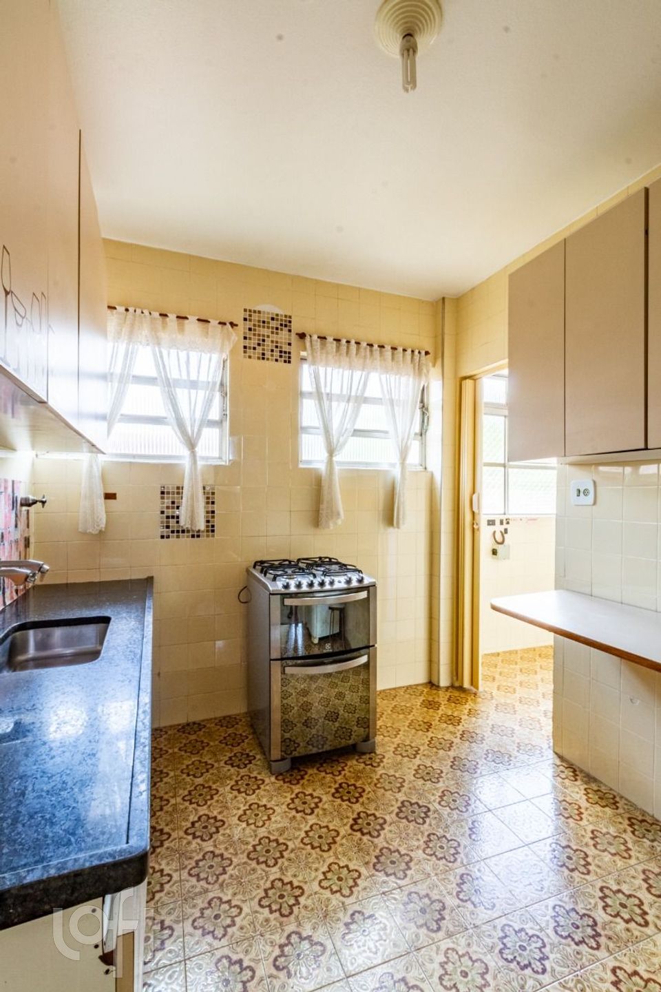 Apartamento à venda com 2 quartos, 85m² - Foto 6