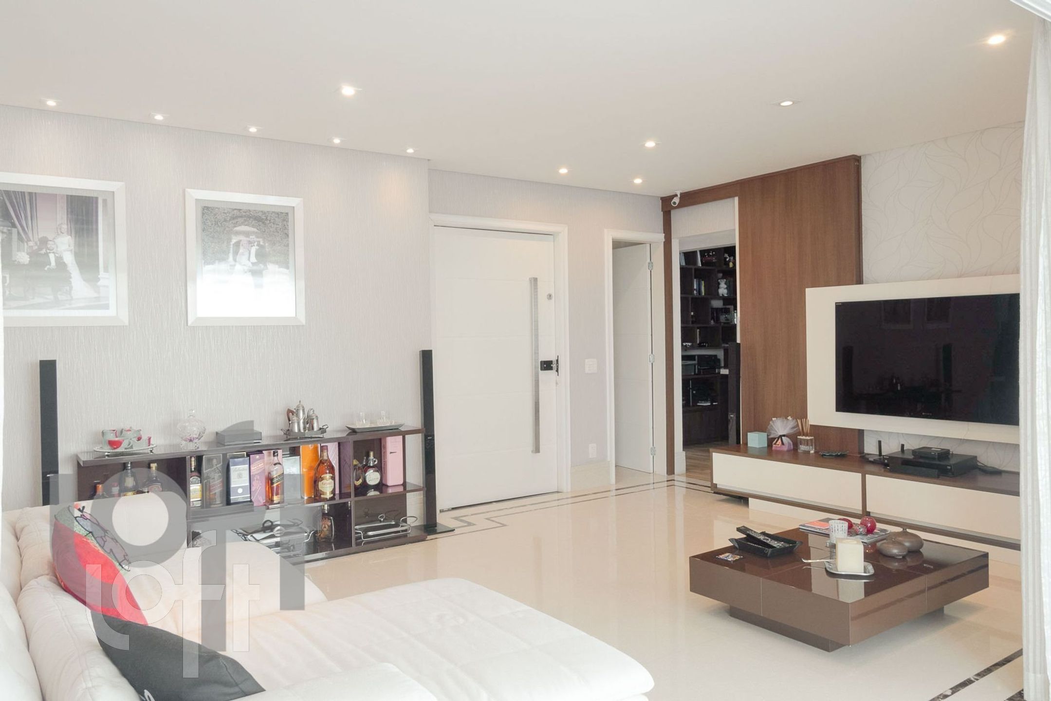 Apartamento à venda com 3 quartos, 189m² - Foto 12