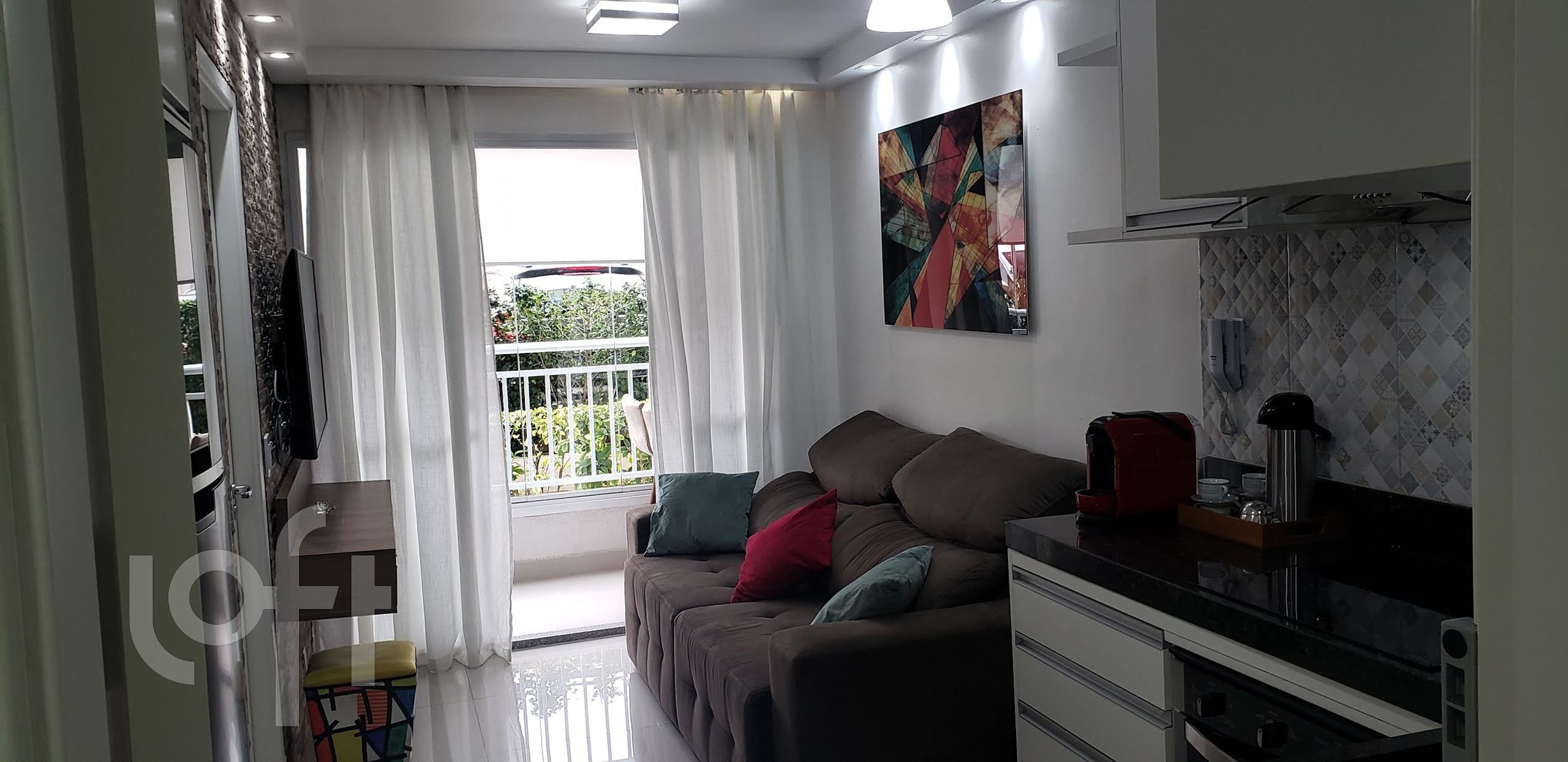 Apartamento à venda com 1 quarto, 38m² - Foto 2