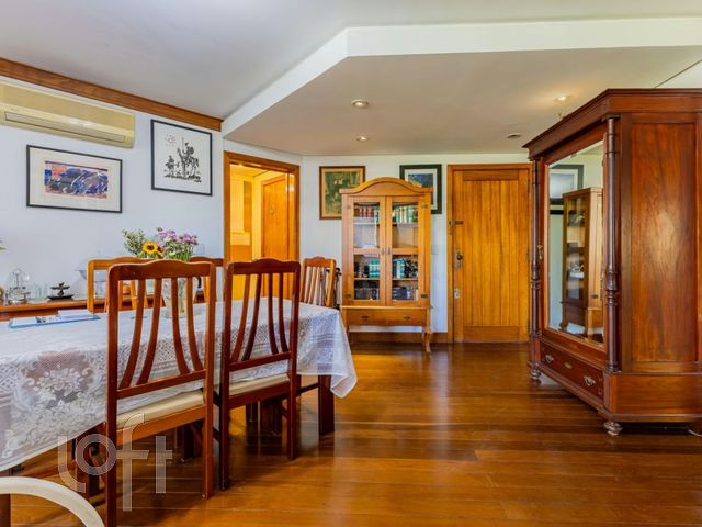 Apartamento com 143m², 3 dormitórios, 2 suítes, 2 vagas, Auxiliadora em Porto Alegre