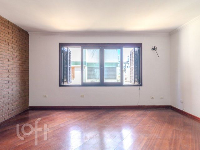 Apartamento com 76m², 2 dormitórios, 1 vaga, Auxiliadora em Porto Alegre