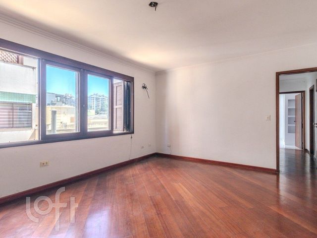 Apartamento com 76m², 2 dormitórios, 1 vaga, Auxiliadora em Porto Alegre
