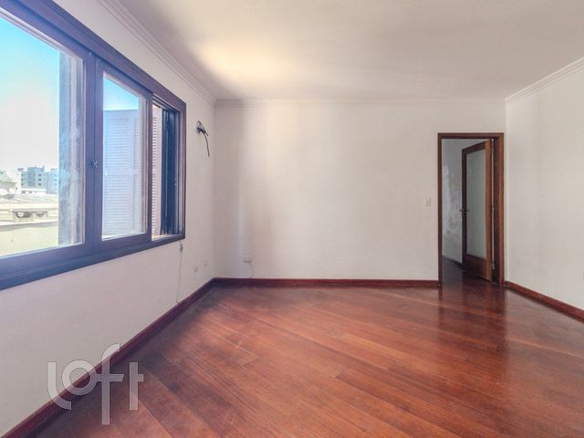 Apartamento com 76m², 2 dormitórios, 1 vaga, Auxiliadora em Porto Alegre