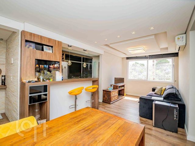 Apartamento com 71m², 2 dormitórios, 1 vaga, Rio Branco em Porto Alegre