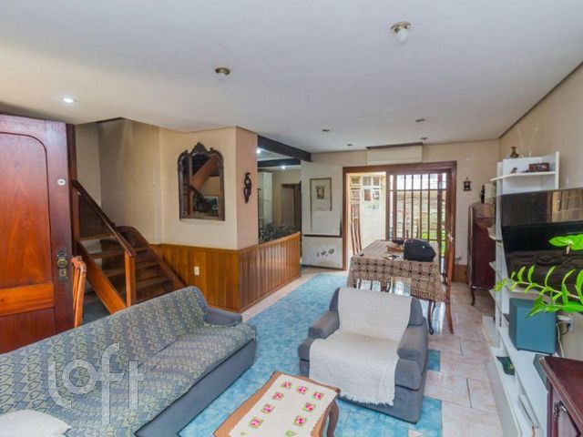 Casa com 190m², 4 dormitórios, 1 suíte, 1 vaga, São João em Porto Alegre