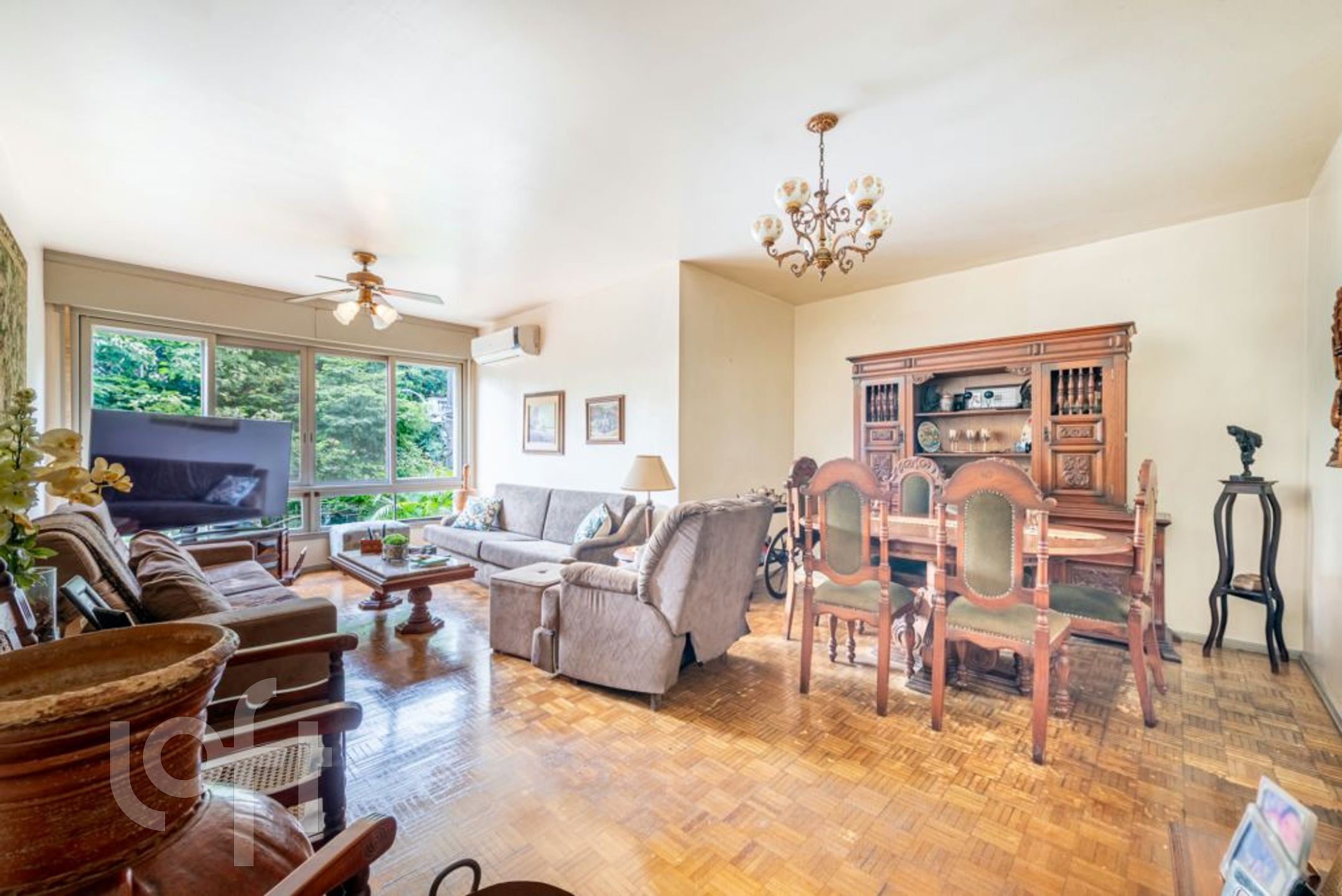 Apartamento com 142m², 3 dormitórios, 1 suíte, 2 vagas, Três Figueiras em Porto Alegre