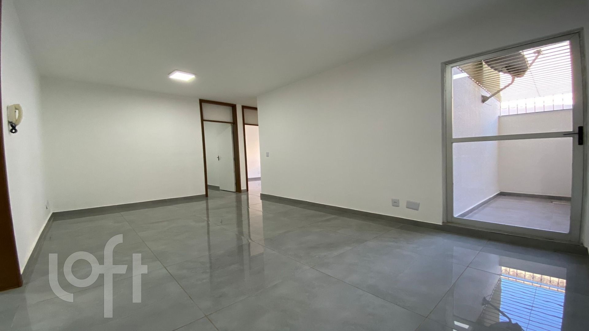 Apartamento à venda com 3 quartos, 64m² - Foto 1