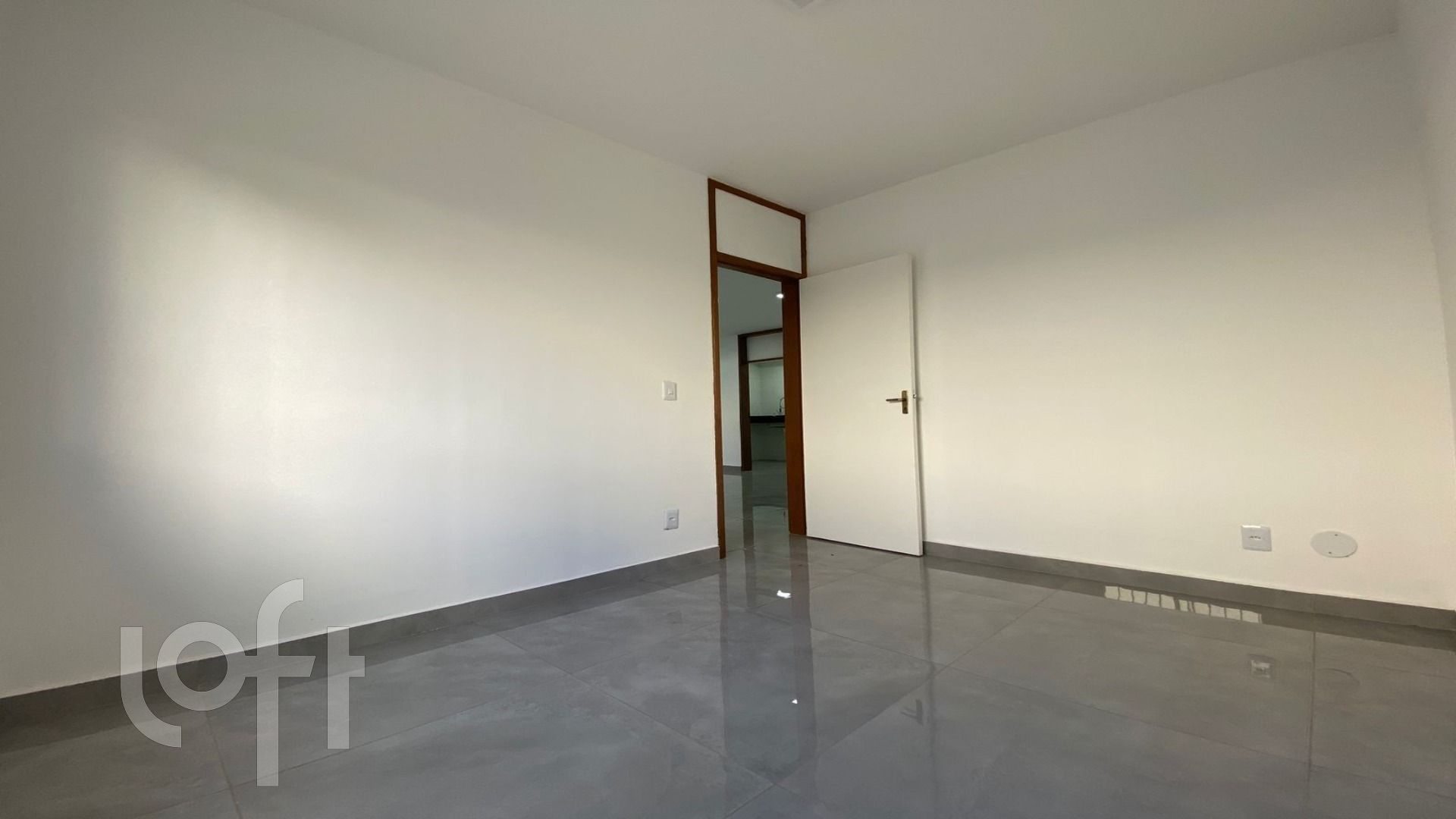 Apartamento à venda com 3 quartos, 64m² - Foto 3