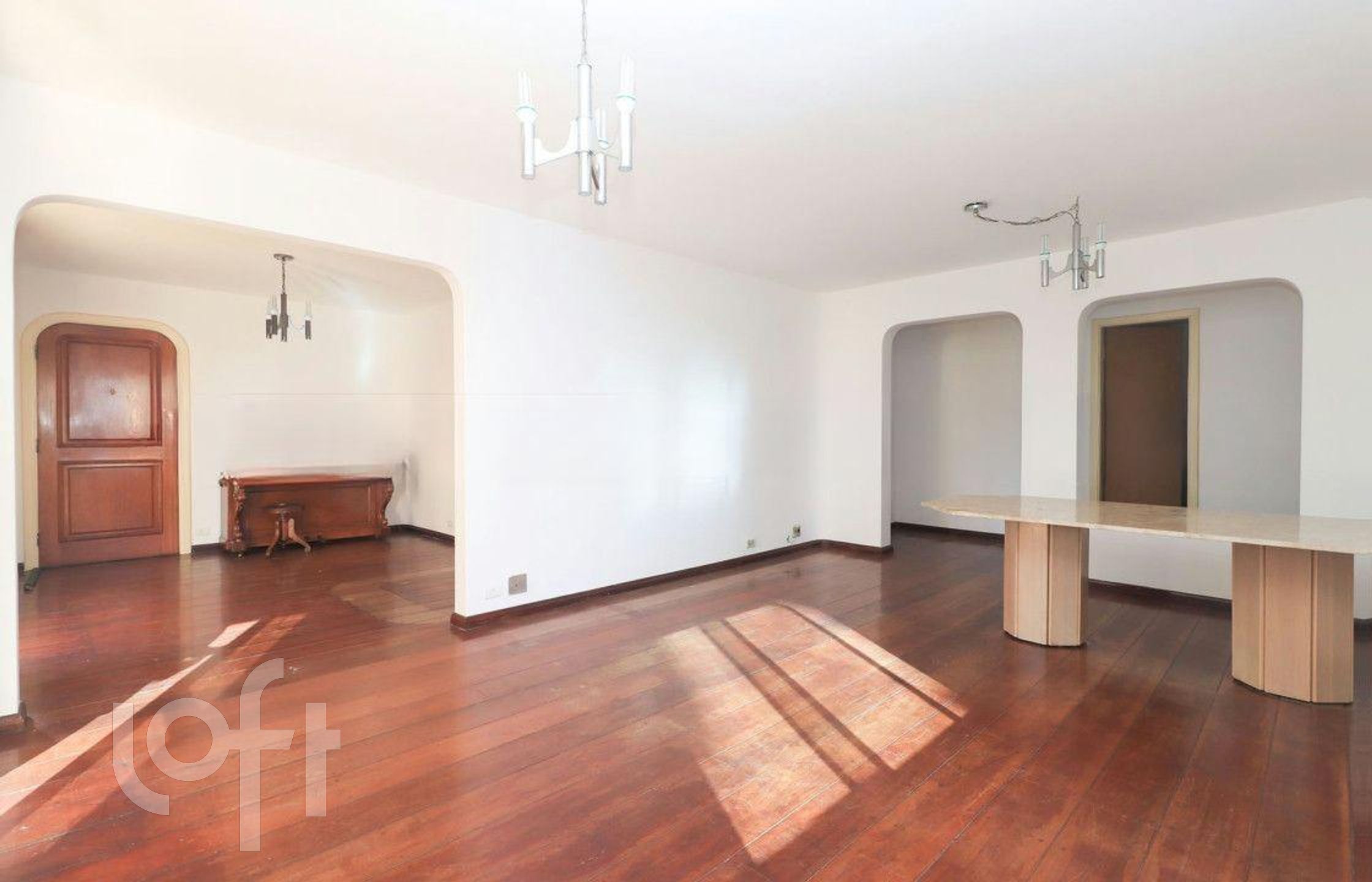 Apartamento à venda com 3 quartos, 145m² - Foto 4