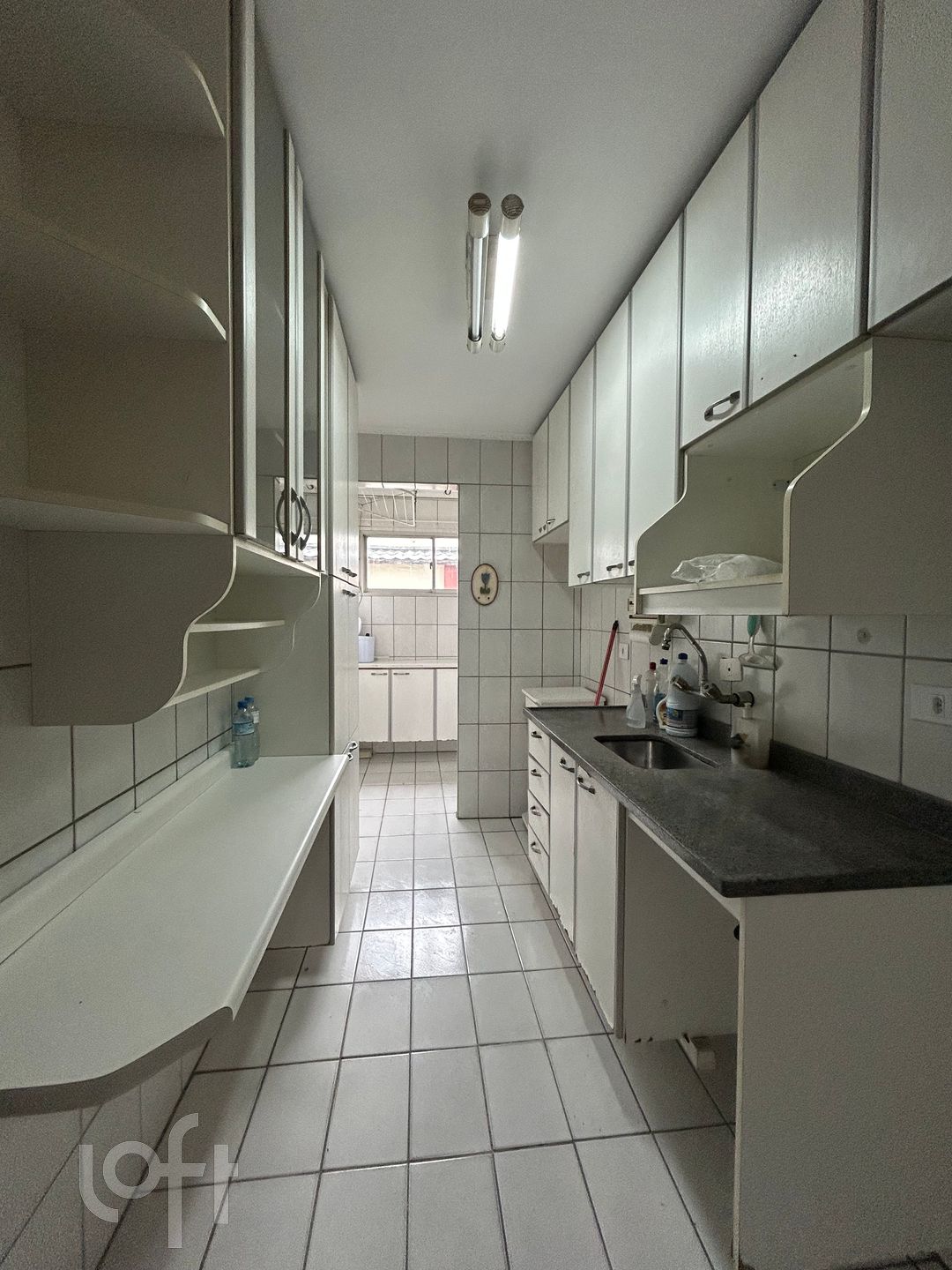 Apartamento à venda com 3 quartos, 77m² - Foto 7