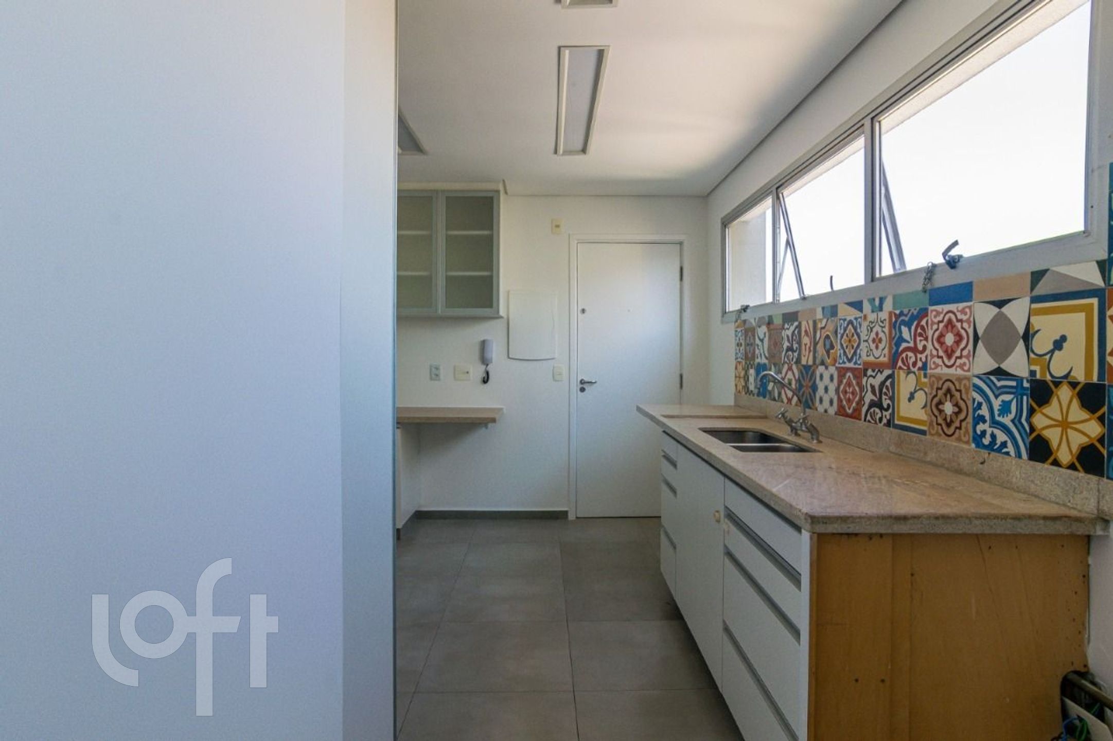 Apartamento à venda com 3 quartos, 241m² - Foto 21