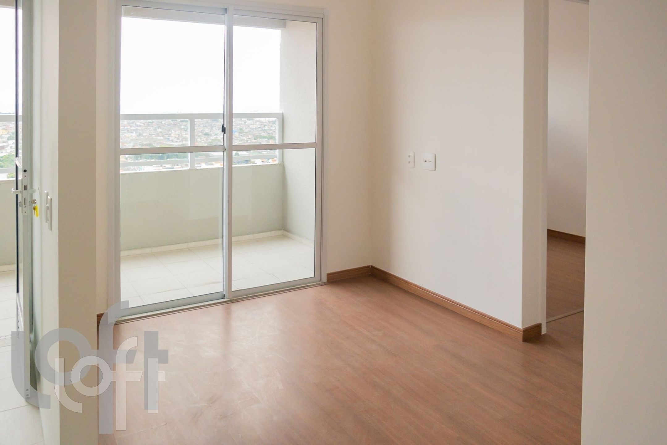 Apartamento à venda com 2 quartos, 45m² - Foto 1