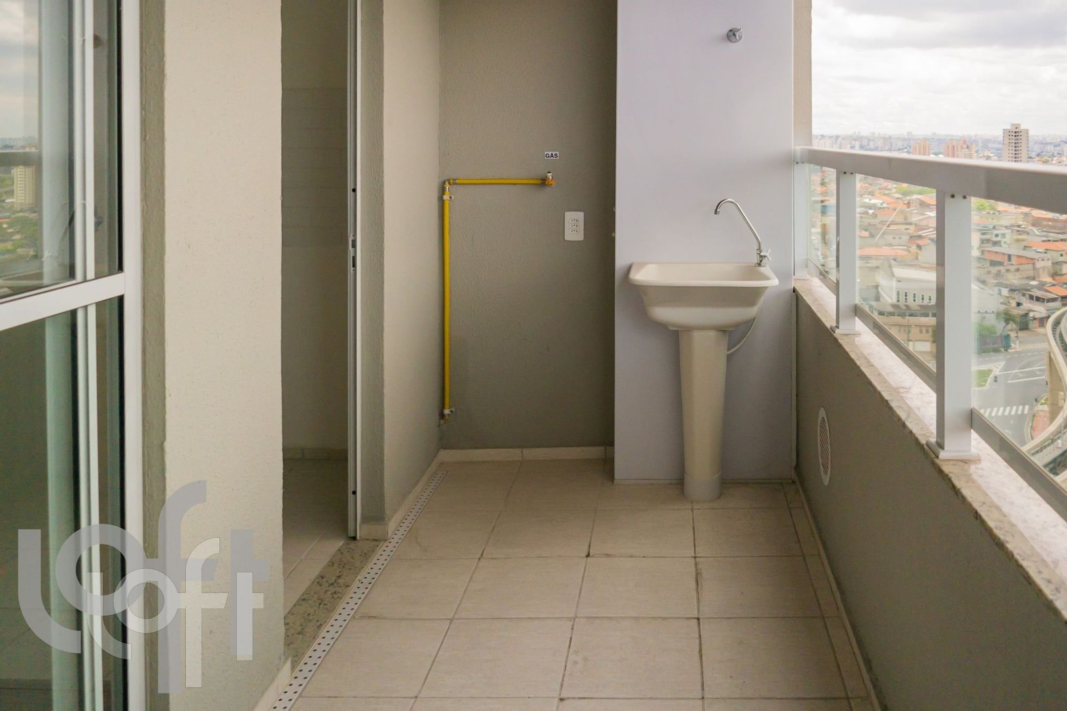 Apartamento à venda com 2 quartos, 45m² - Foto 15