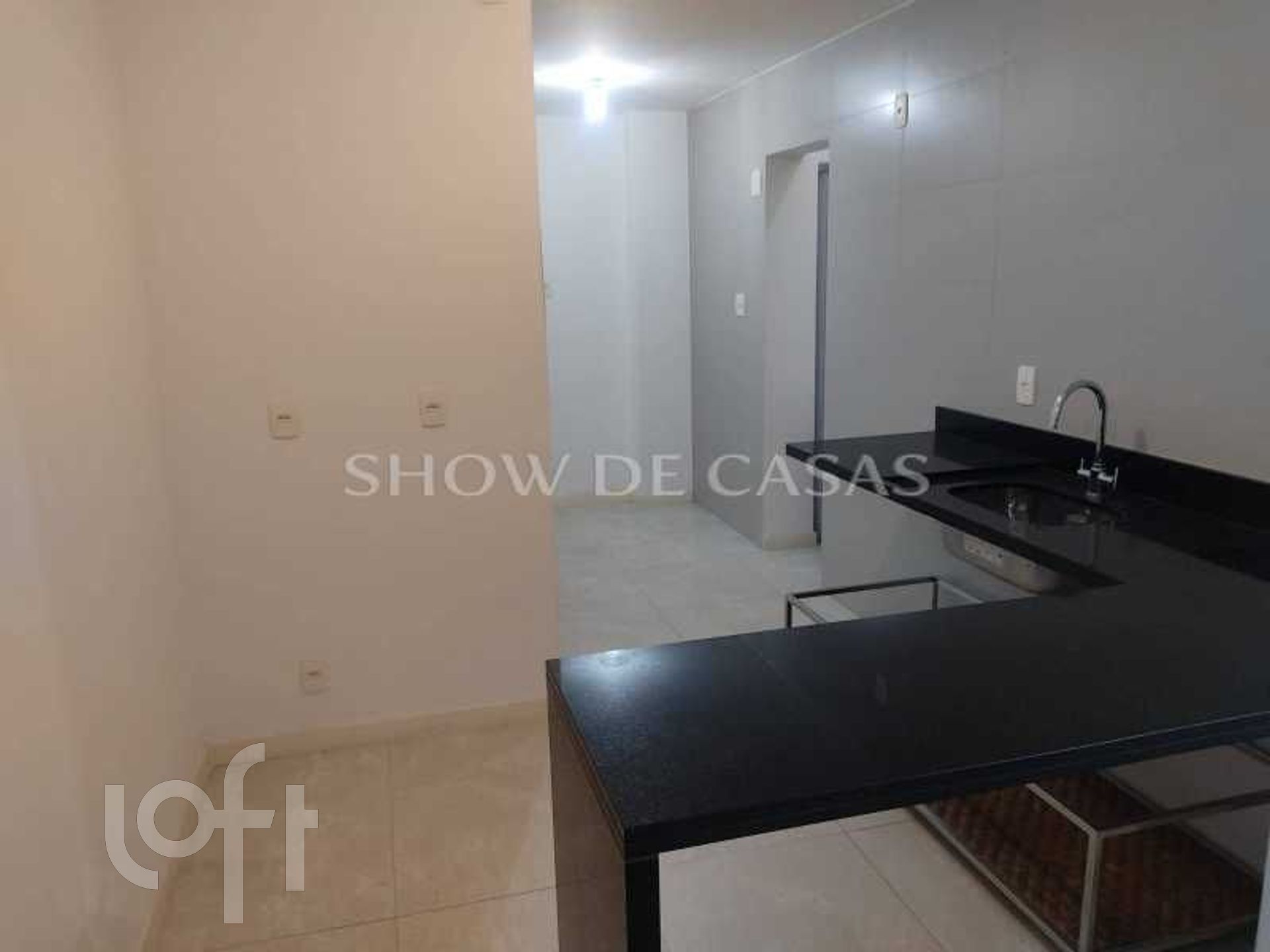 Apartamento à venda com 2 quartos, 70m² - Foto 6