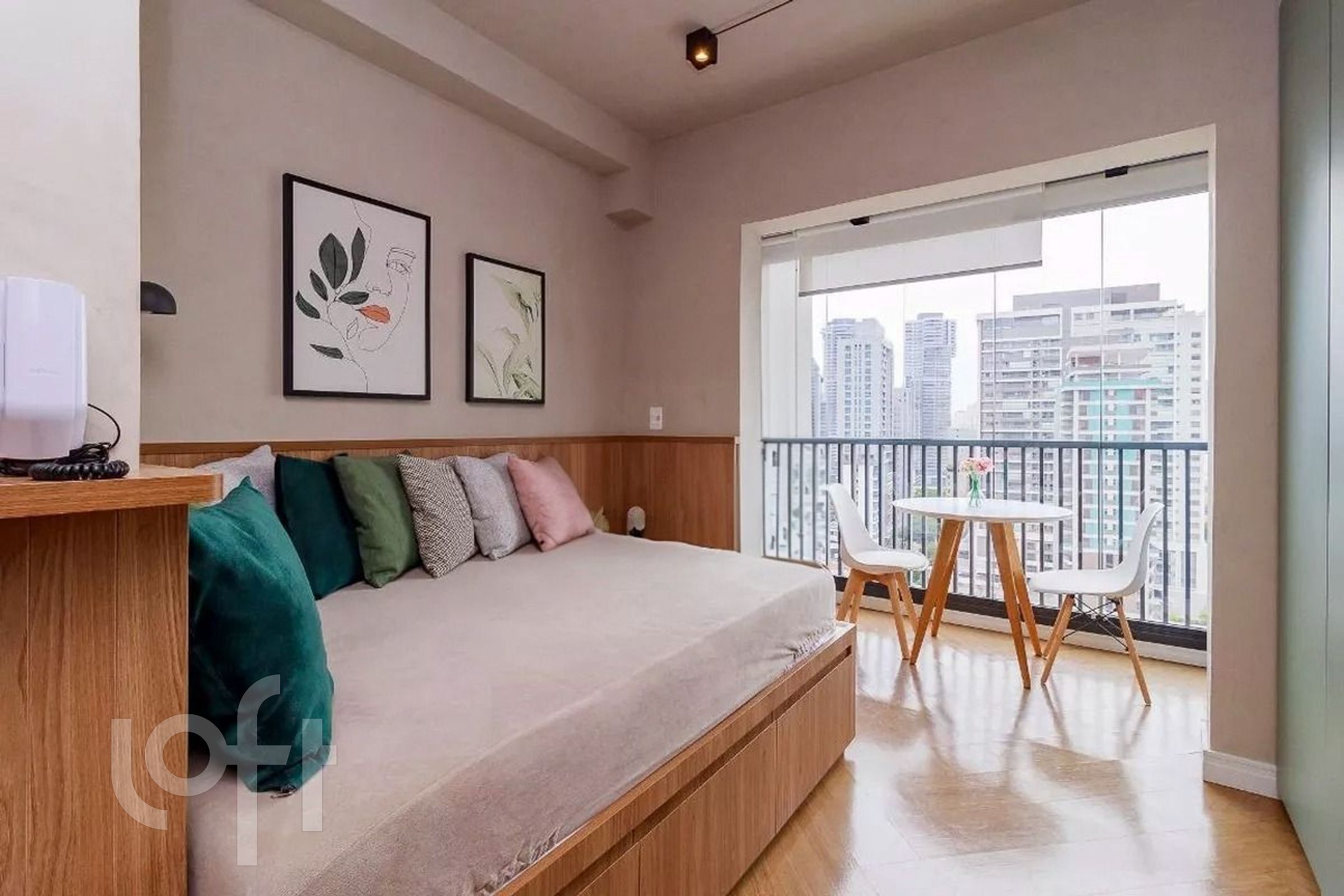 Apartamento no Jardim das Acácias - SP