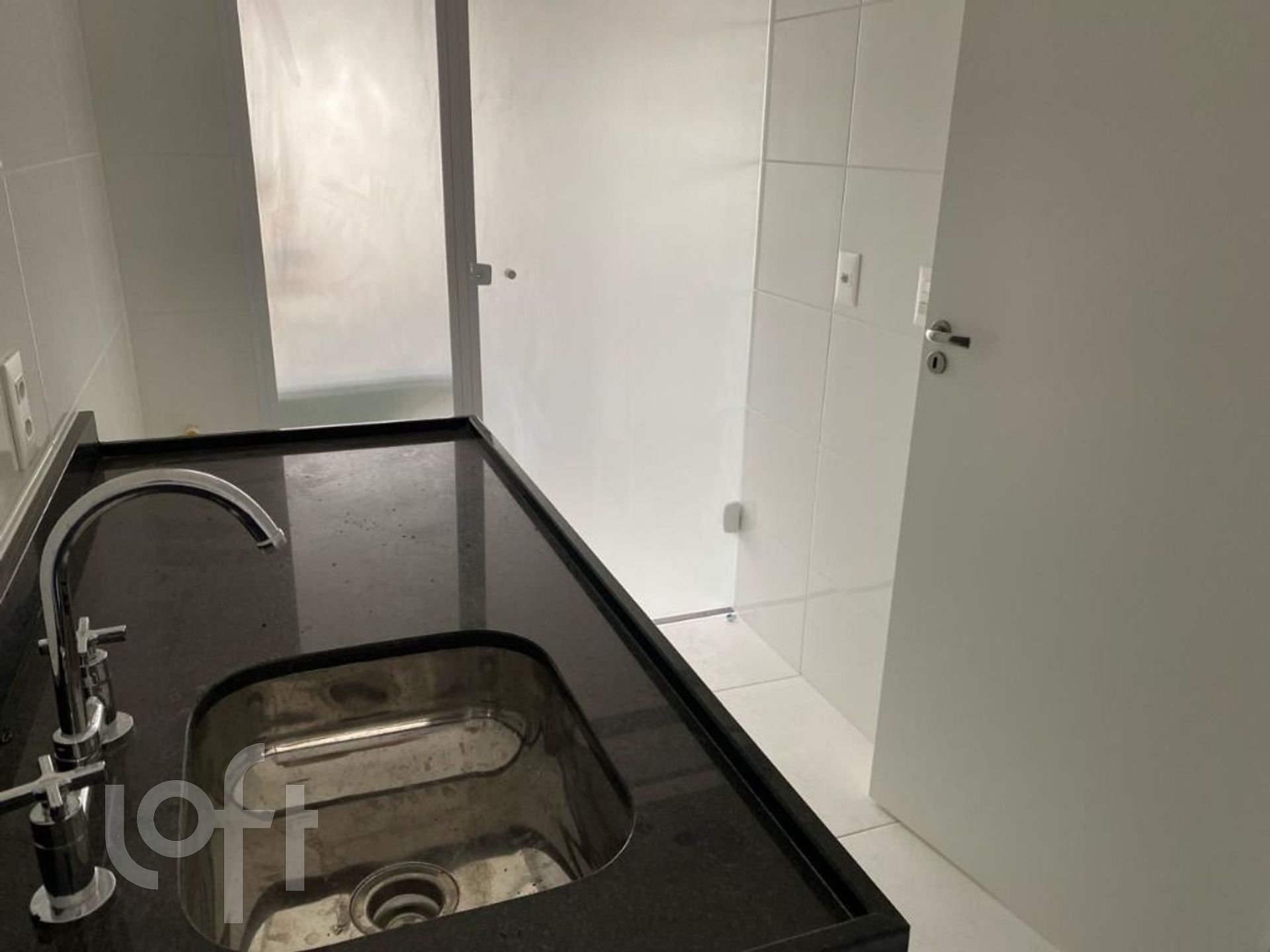 Apartamento à venda com 2 quartos, 66m² - Foto 31